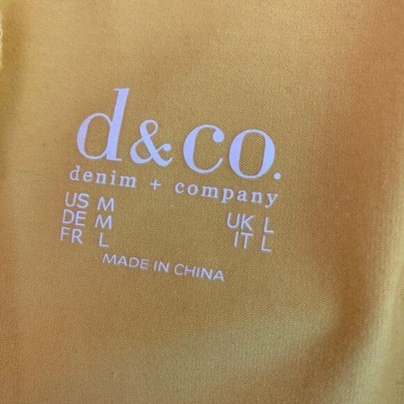 Denim & Co.Yellow V-Neck Short Lace Sleeve Top - Picture 6 of 6